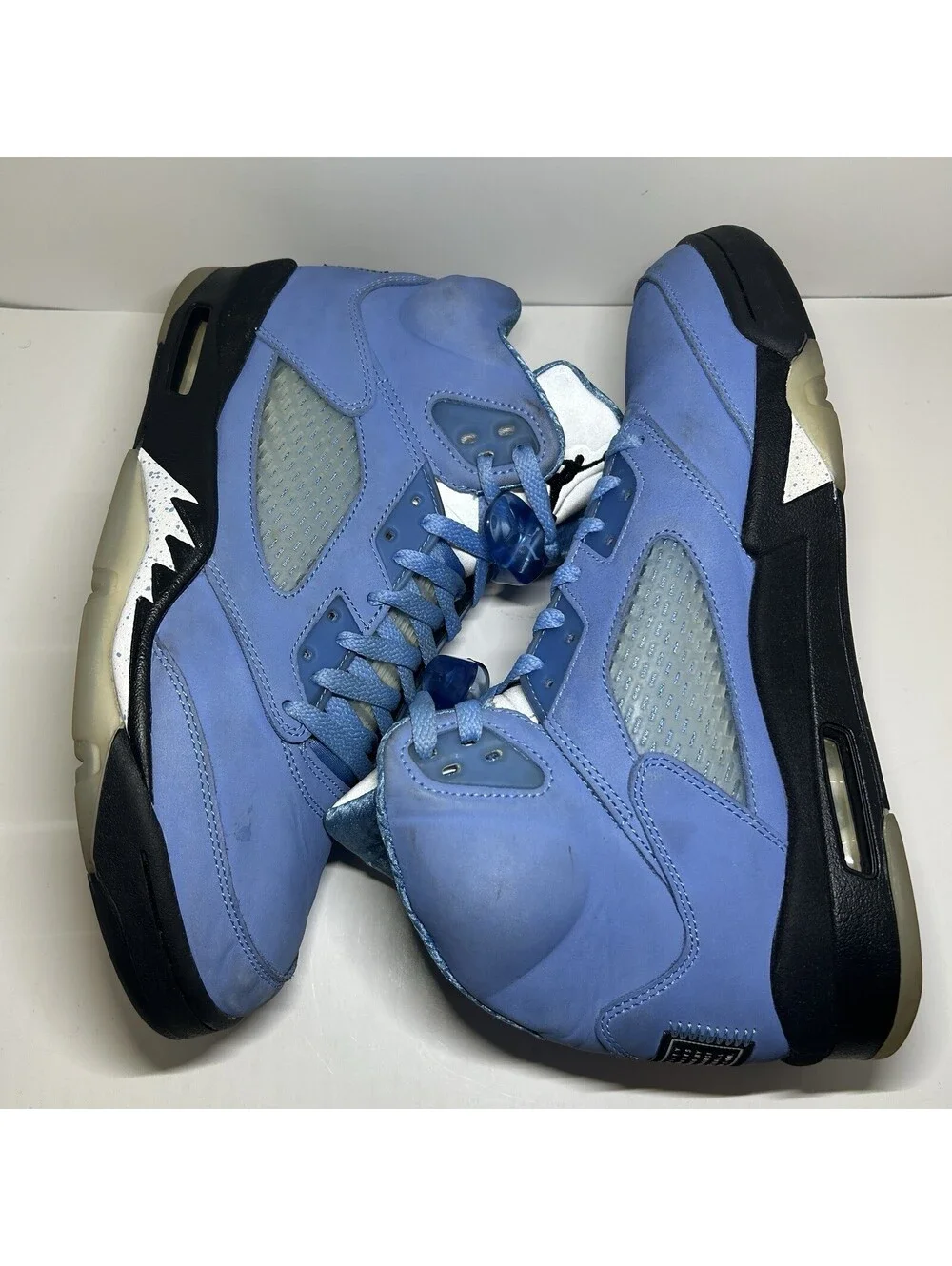 Air Jordan 5 Retro UNC University Blue 2023 - Size 10 - (DV1310-401)